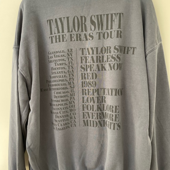 Taylor Swift Eras Tour Crewneck Sweatshirt Official Merch NEW with tag.  Size S - Picture 4 of 8
